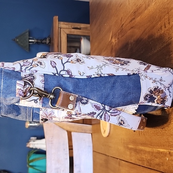 MYRA WESTERN FLORAL DENIM BAG - Picture 2 of 16